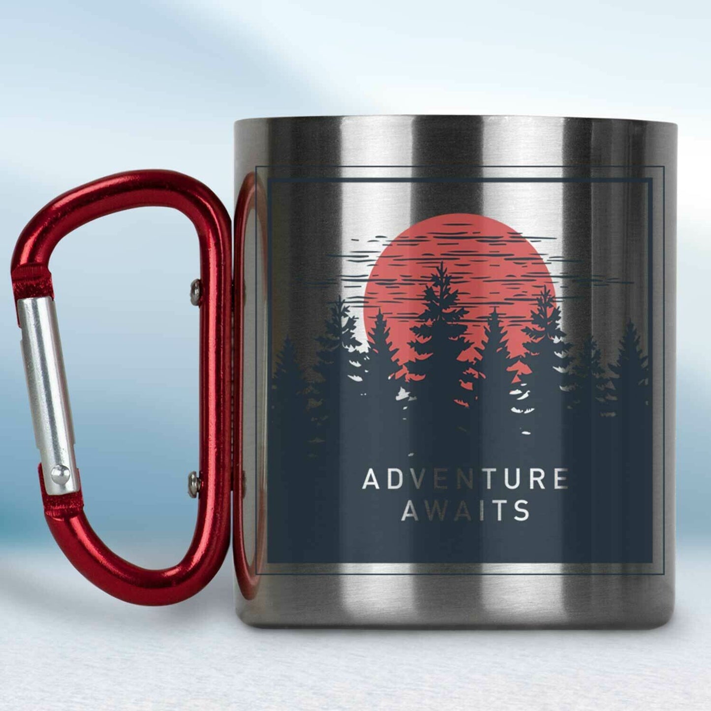 Kovový turistický hrnček s karabínkou