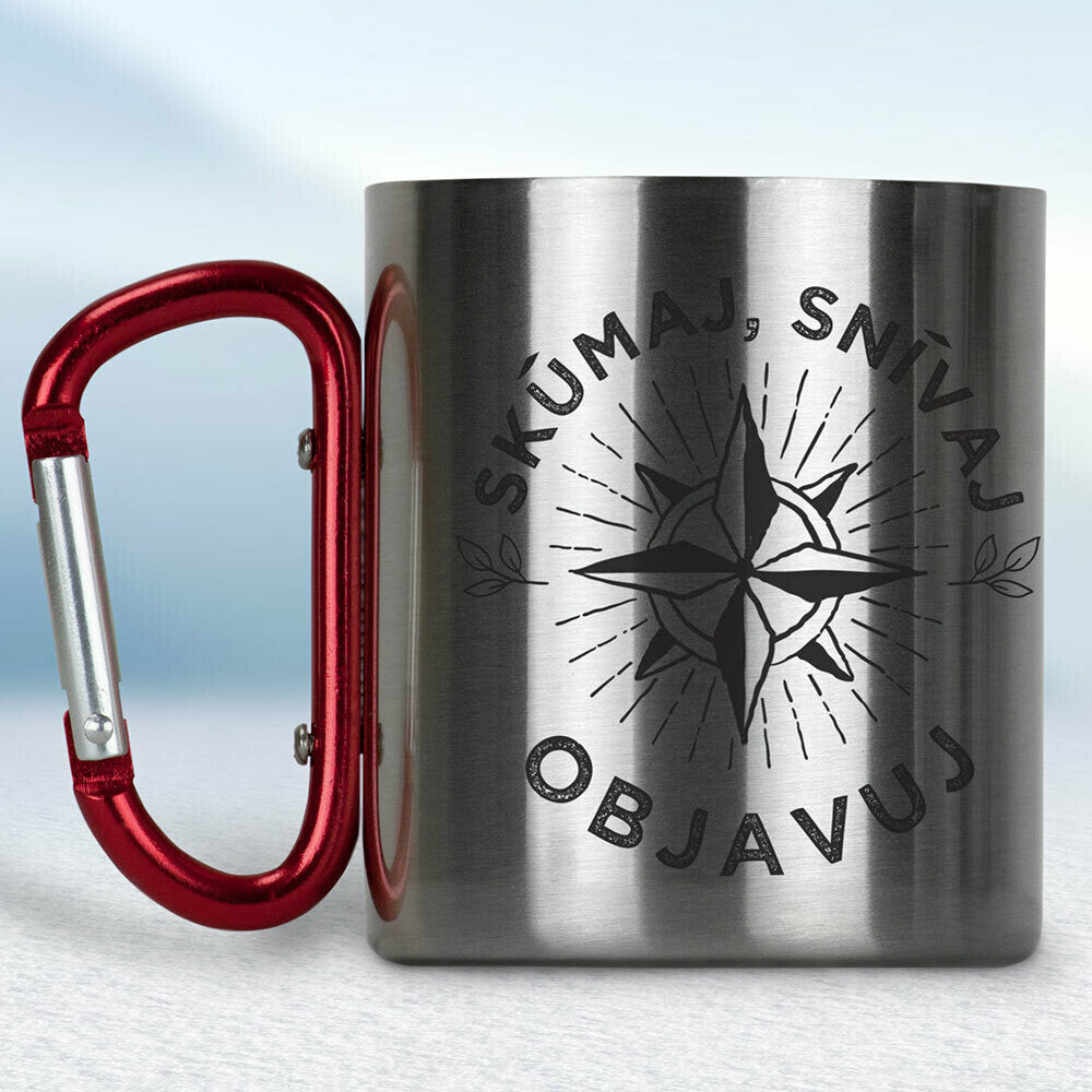 Kovový turistický hrnček s karabínkou